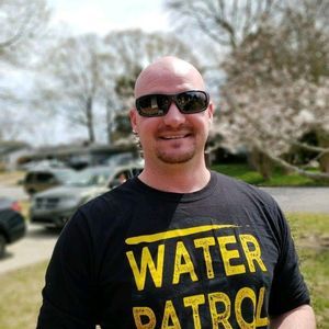 Meet your Posher, Aaron